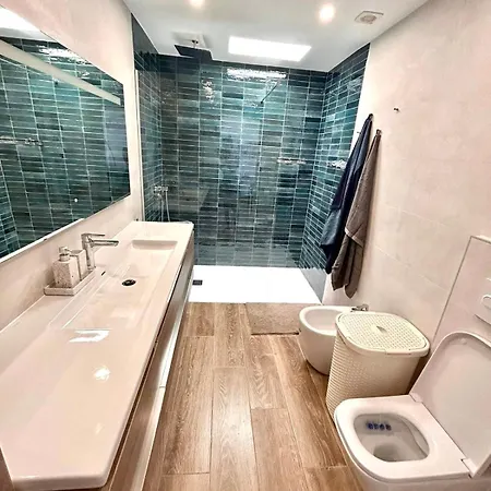 Apartamento Stunning Sea View With Big Balcony In The Center *